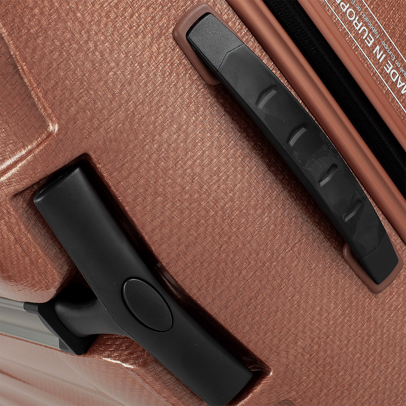 Чемодан очень большой XL из материала Curv с кодовым замком Samsonite Cosmolite