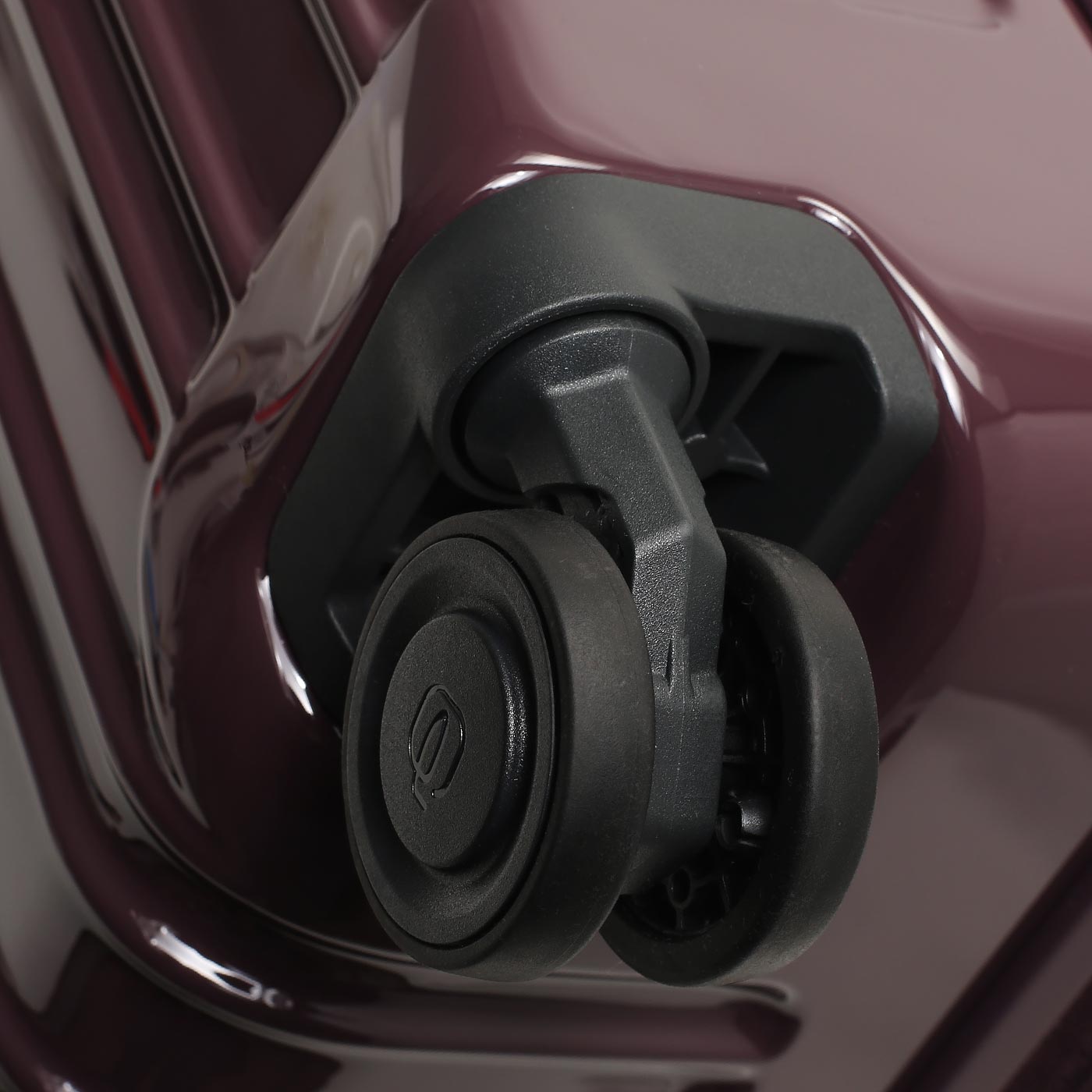 Чемодан средний M из поликарбоната Piquadro 