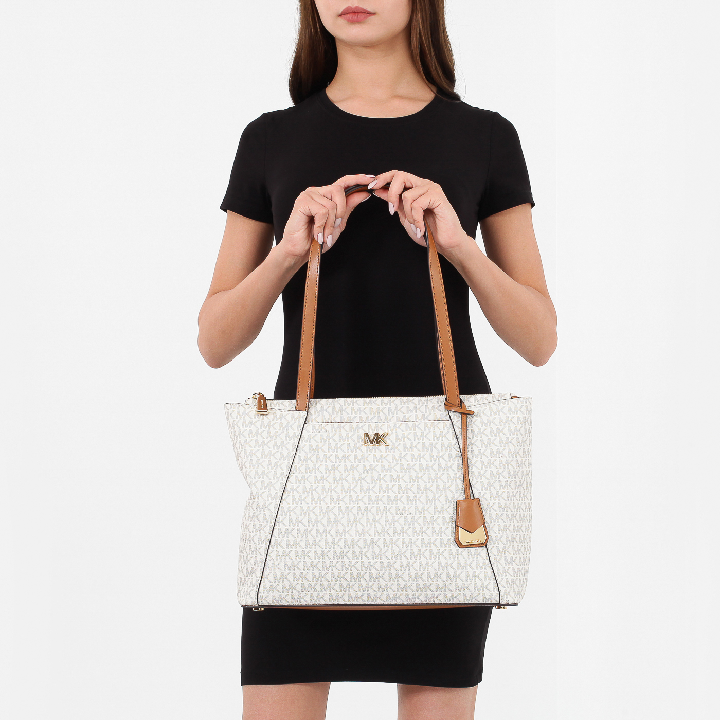 Вместительная сумка на молнии Michael Kors Maddie