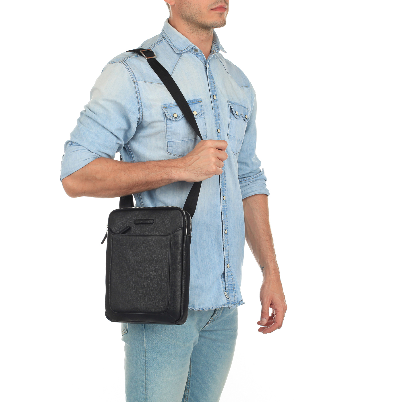 Кожаная сумка-планшет Piquadro Modus