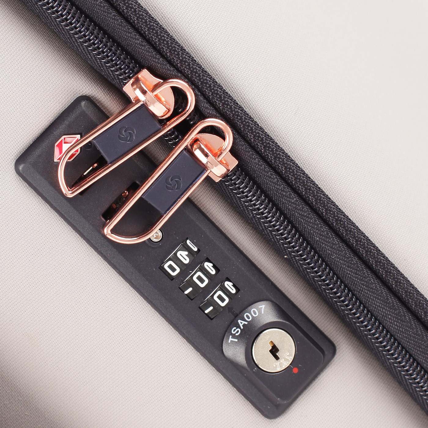 Чемодан маленький S тканевый Samsonite Uplite