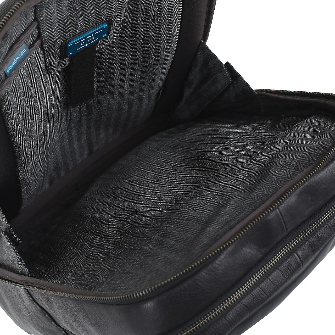 Кожаный рюкзак с двумя отделами Piquadro Vostok