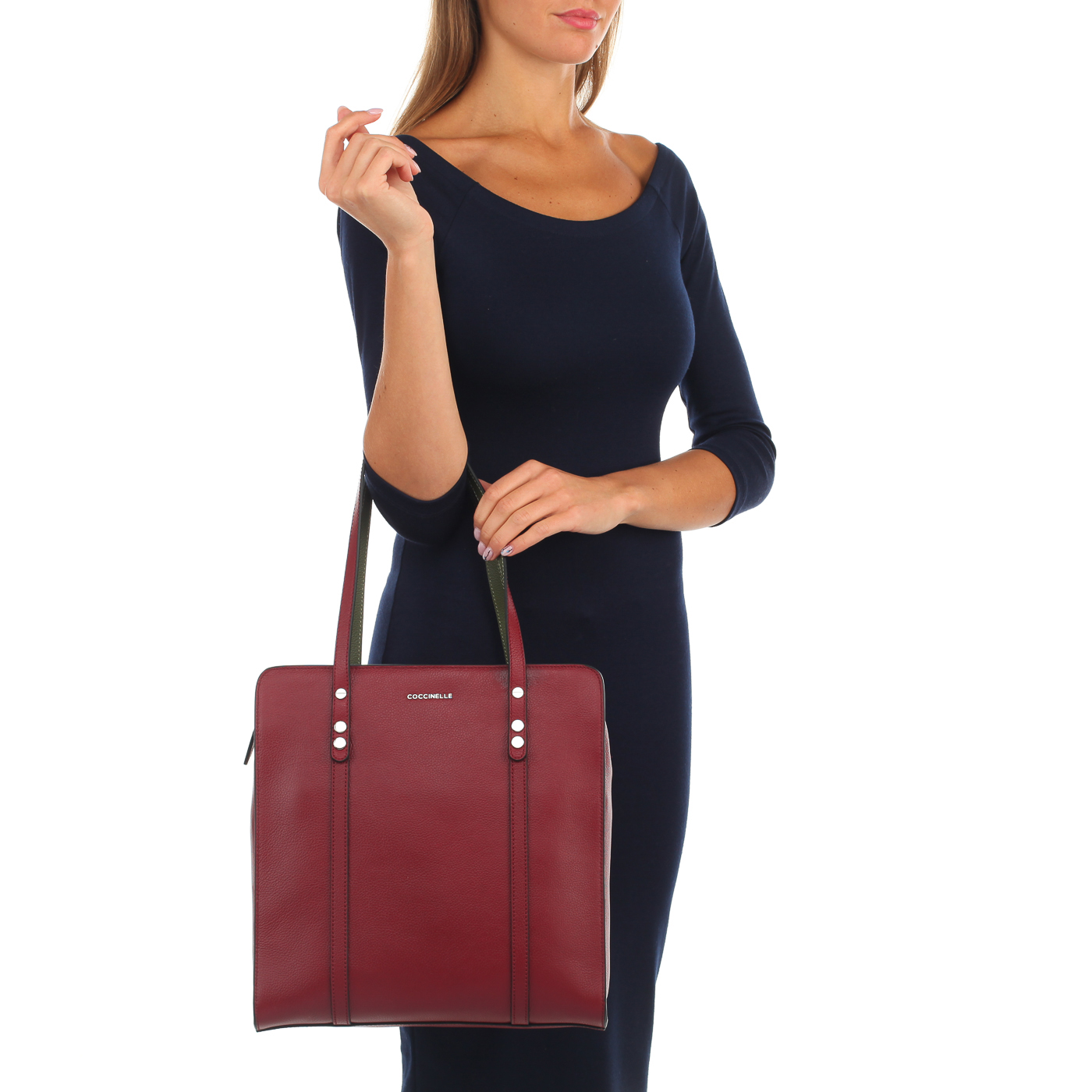 Сумка на молнии из кожи Coccinelle Organisse soft