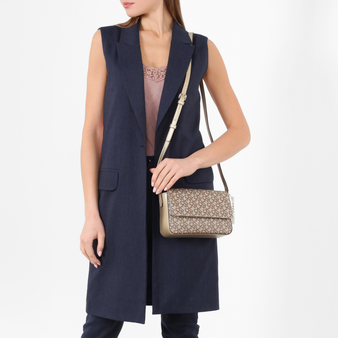 Сумочка с логотипом бренда DKNY Bryant