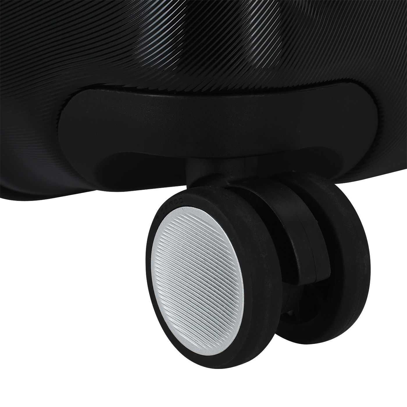 Чемодан средний M из поликарбоната с кодовым замком Ricardo Beverly Hills Rodeo Drive